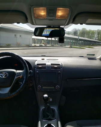 Toyota Avensis cena 26000 przebieg: 249681, rok produkcji 2009 z Kęty małe 631
